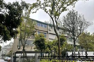 李璇谈浙江队被罚：那种情况不反击是神仙 但应尽量避免球员减员